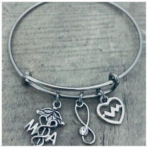Medical Assistant Bracelet
